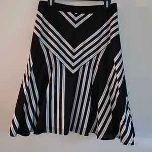 Beth Bowley Skirt Sz 4 Great Spring Weight